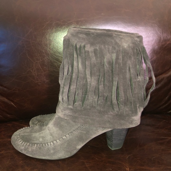 Born Boots - Picture 2 of 4